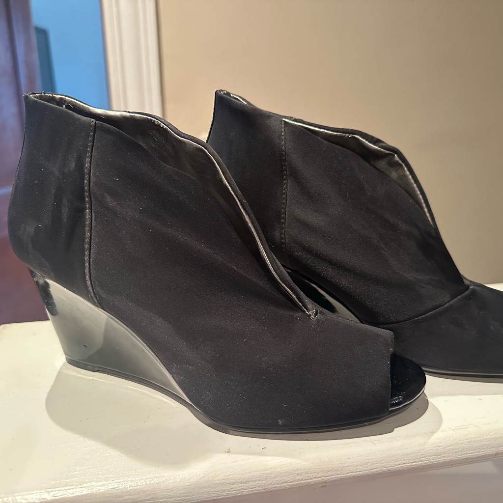Bandolino Black Peep-Toe Wedge Heels